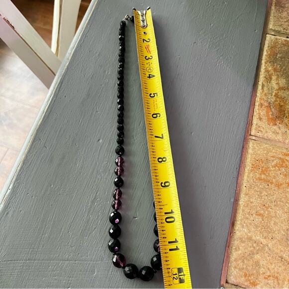 Black & Purple Beaded Necklace - Picture 6 of 7